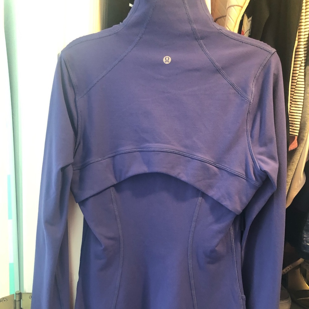 New w/o tag lulu pullover
